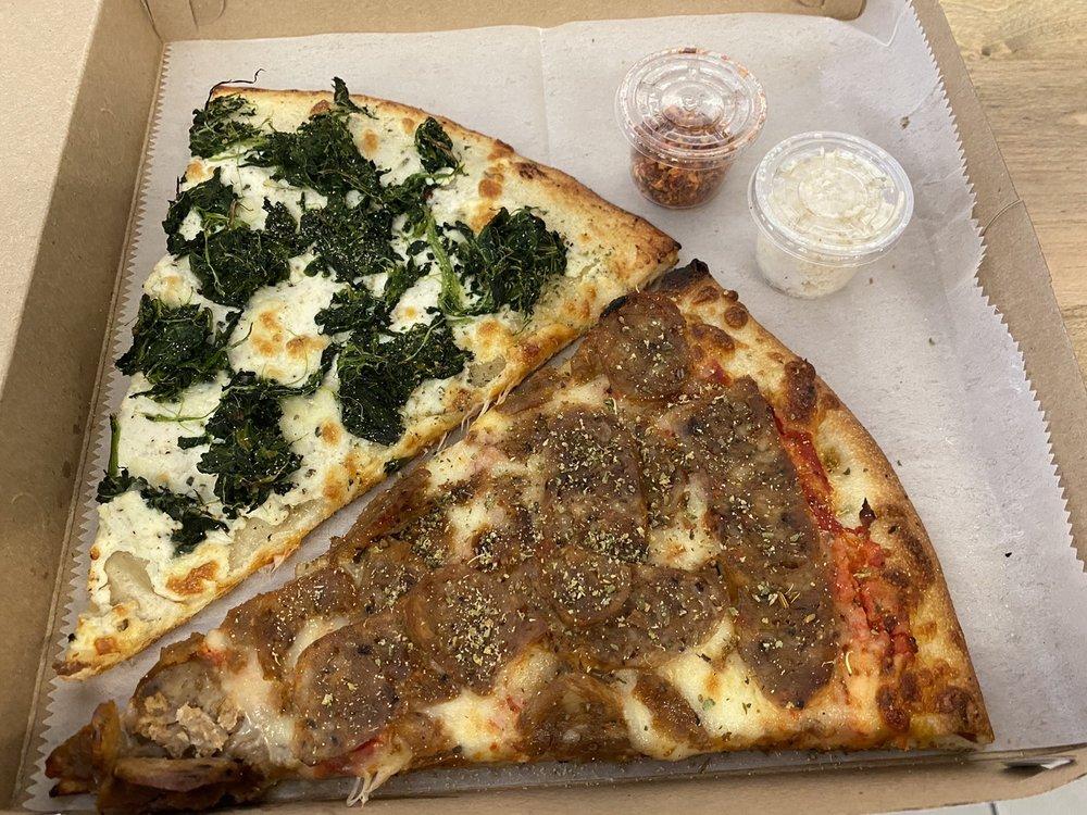 Lamonicas NY-Pizza