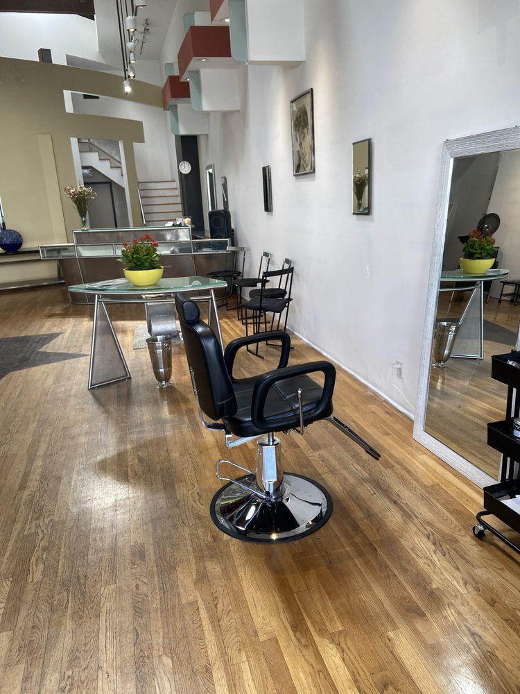 Nazyla’s Waxing Studio